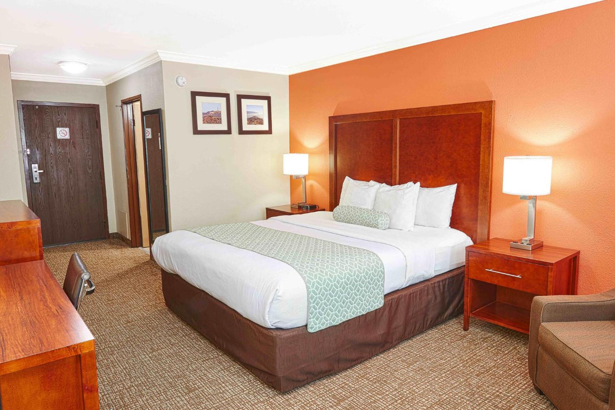 The Hills Inn Eagle Rock - Near Old Town Pasadena لوس أنجلوس المظهر الخارجي الصورة